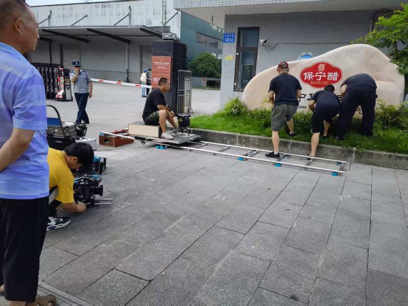 大余县广告片拍摄公司核心优势：全流程服务，让品牌广告片省心更出彩